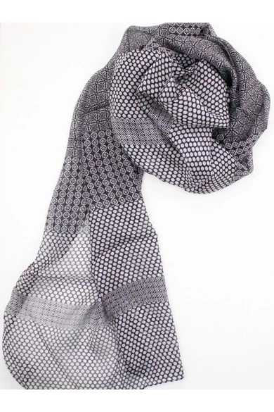 Fekete-fehér mintás 100% valódi hernyóselyem sál bordűrös 50 x 180cm