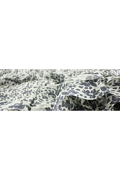 Asztroszürke bordűrös 100% valódi hernyóselyem sál 100x180 cm