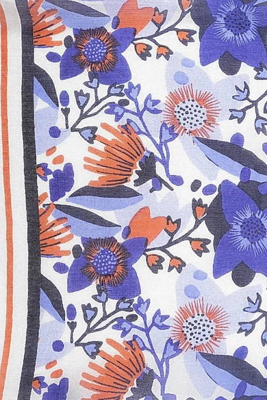 Harmatfehér alapon virágmintás 100% valódi hernyóselyem sál 100x180 cm