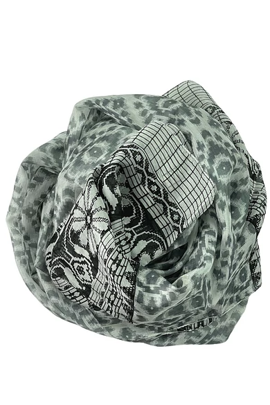 Hófehér alapon éjfekete bordűr, ezüstszürke mintával 100% valódi hernyóselyem sál 100x180 cm