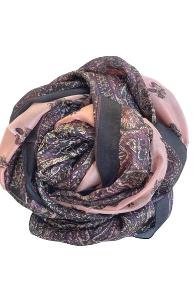 Flamingórózsaszín alapon paisley mintás 100% valódi hernyóselyem sál 100x180 cm